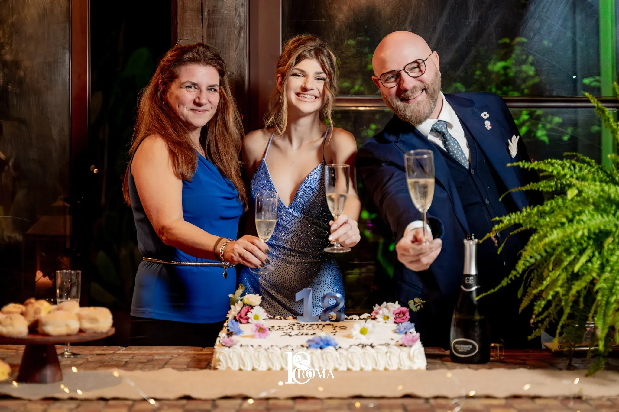 Foto con amici festa 18 anni Roma