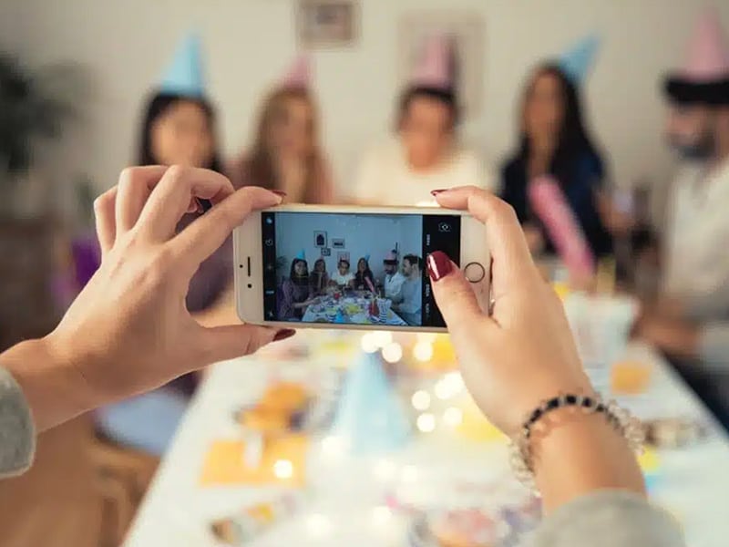 festa dei 18 anni a tema scatto da un iPhone